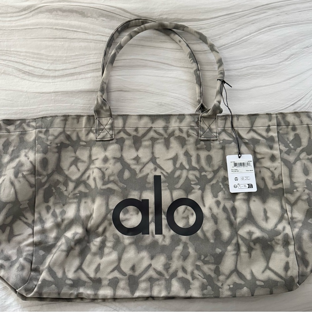 ALO Yoga Camouflage Gray Tote Bag